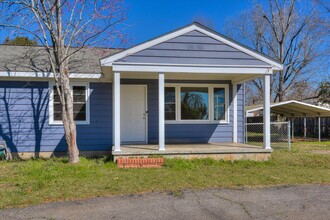 302 Burgess Dr in Aiken, SC - Building Photo - Building Photo