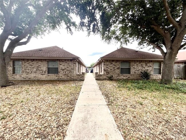 property at 16 South Dr