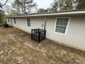 207 Lawrence Rd in Jackson, MS - Foto de edificio - Building Photo
