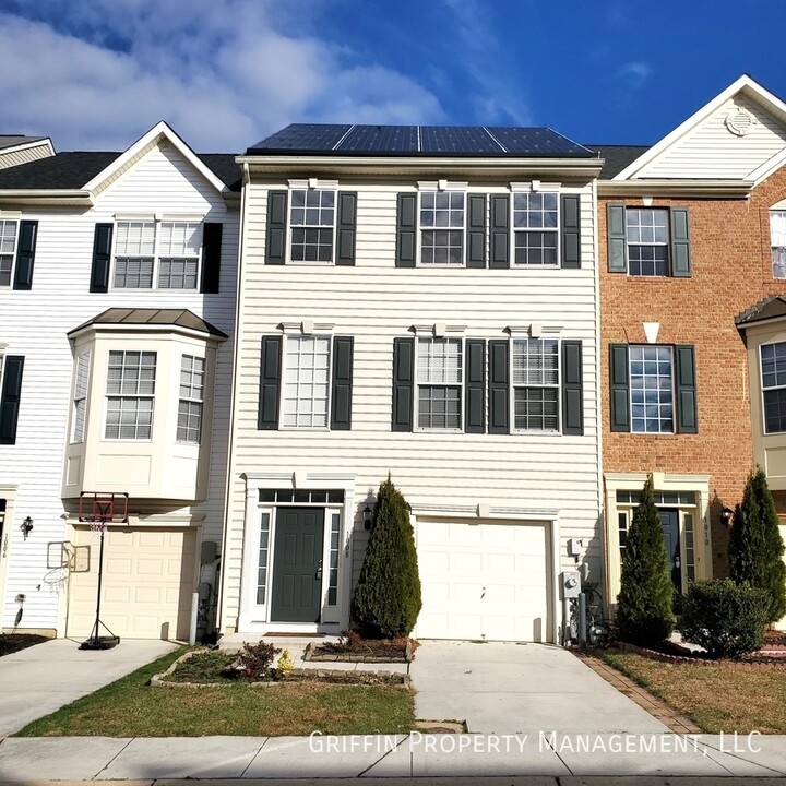 1008 Railbed Dr in Odenton, MD - Building Photo