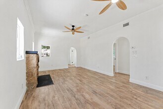 825 N K St in Lake Worth Beach, FL - Building Photo - Building Photo
