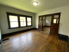 1009 Grant St in Danville, IL - Building Photo - Building Photo