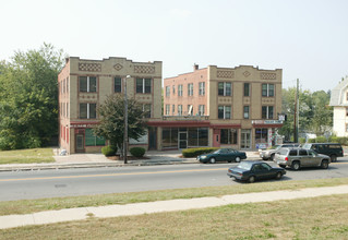 209-213 Zion St in Hartford, CT - Foto de edificio - Building Photo