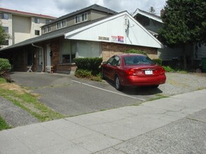710-712.5-7125 NE 43rd St in Seattle, WA - Building Photo - Building Photo