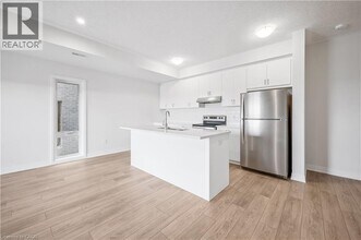 59 REVERIE Wy in Kitchener, ON - Building Photo - Building Photo