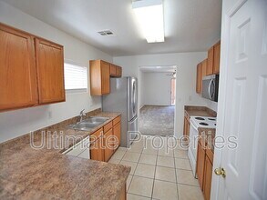25261 W Cranston Ln in Buckeye, AZ - Building Photo - Building Photo