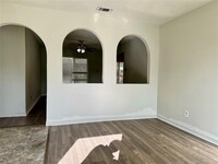 2509 Willow Ln in Irving, TX - Building Photo - Building Photo