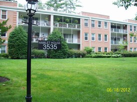 3535 Chevy Chase Lake Dr, Unit Hamlet House in Chevy Chase, MD - Building Photo