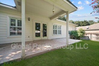 1628 Bench Trail in Schertz, TX - Building Photo - Building Photo