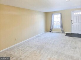 20559 Strath Haven Dr in Gaithersburg, MD - Building Photo