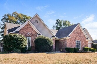 11625 Belle Manor Dr in Arlington, TN - Building Photo - Building Photo