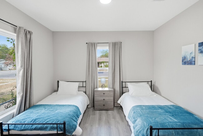 830 Porter St in San Antonio, TX - Building Photo - Building Photo