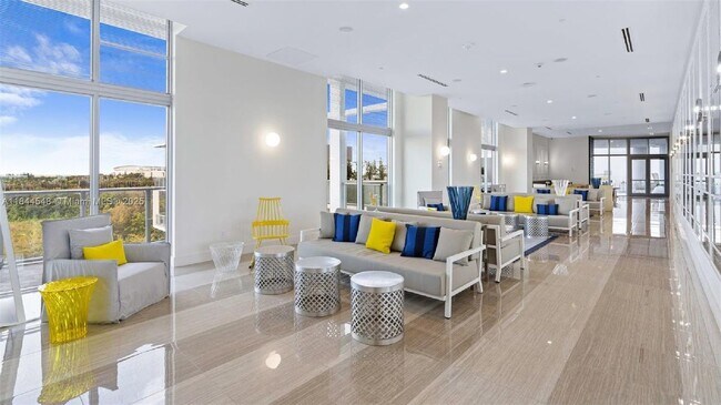 2000 Metropica Wy in Sunrise, FL - Building Photo - Building Photo
