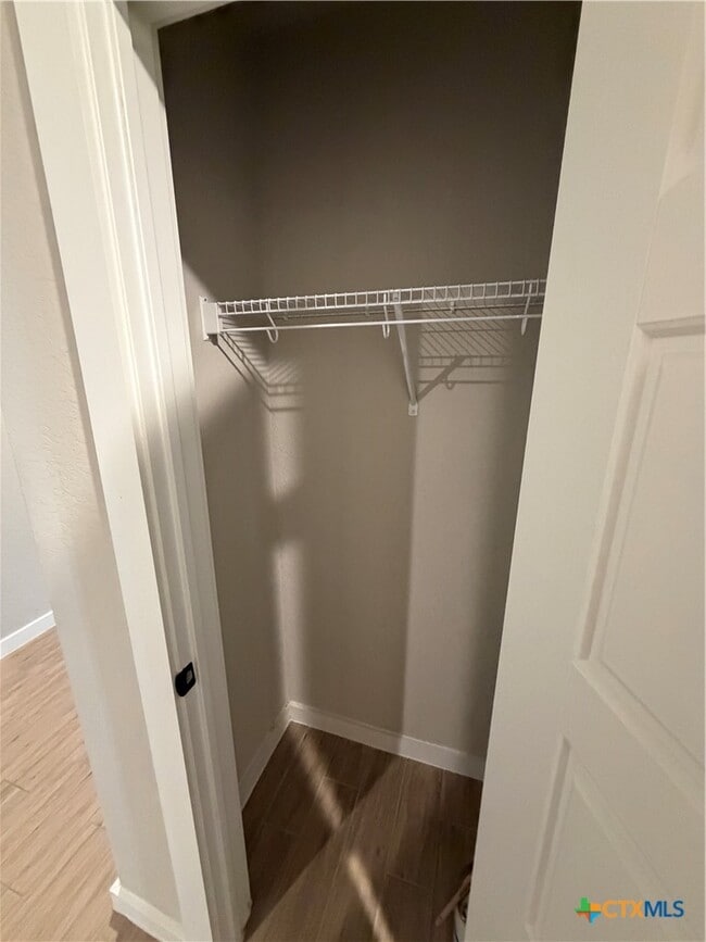 property at 1100 RIVER WOOD