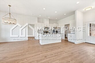 561 N Goose Xing in Farmington, AR - Building Photo - Building Photo