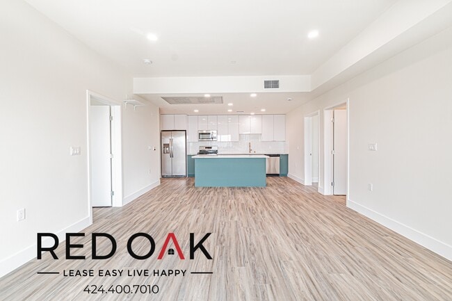 property at 1037 Dewey Ave