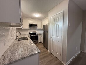 2740 81st St in Lubbock, TX - Building Photo - Building Photo