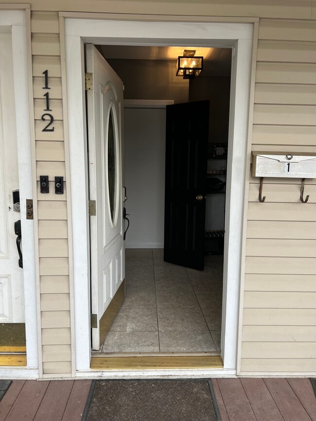 112 Hamilton Ave, Unit First Floor