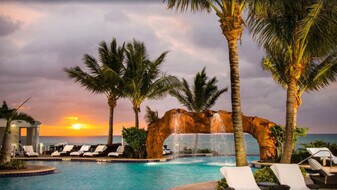 18001 Collins Ave in Sunny Isles Beach, FL - Building Photo