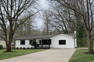 80 Glenn Burnie Dr in Stockbridge, GA - Building Photo