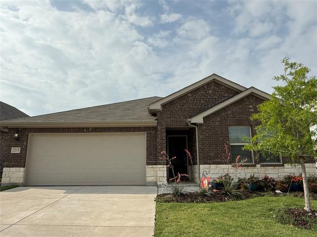 property at 2215 Gustavus Dr
