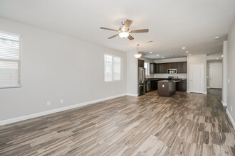 1700 W Loemann Dr in Queen Creek, AZ - Building Photo - Building Photo