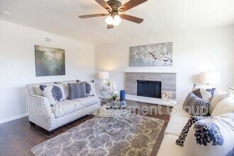 888 Narwhal St in San Diego, CA - Building Photo - Building Photo