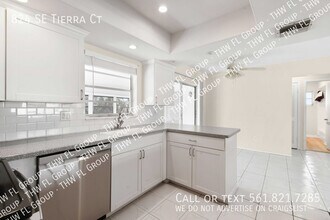 824 SE Tierra Ct in Port St. Lucie, FL - Building Photo - Building Photo