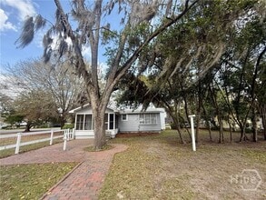 504 N Maple St in Springfield, GA - Building Photo - Building Photo