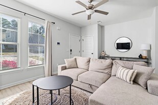 193 Northwood St in Columbia, SC - Building Photo