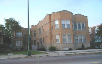 3013 W 55th St Apartments