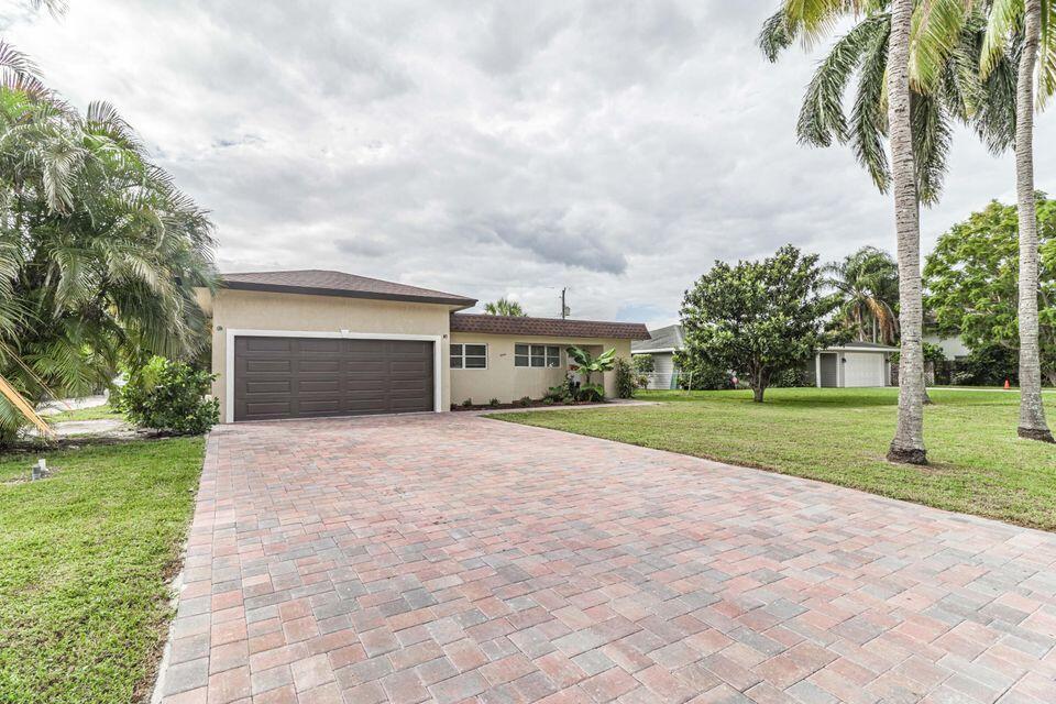 4544 Canal Dr-Unit -A in Greenacres, FL - Building Photo