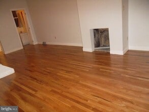 3883 Manayunk Ave in Philadelphia, PA - Foto de edificio - Building Photo