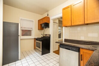 3149 W Lyndale St, Unit 1 in Chicago, IL - Building Photo - Building Photo