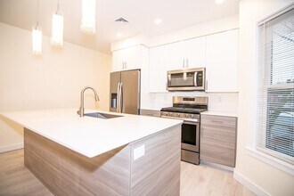 3 Evergreen Ave, Unit 3 in Somerville, MA - Building Photo - Building Photo