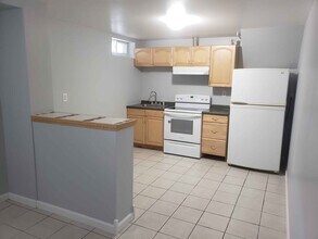 274 Robin St in Bridgeport, CT - Foto de edificio - Building Photo