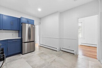 14 E 42nd St in Bayonne, NJ - Building Photo - Building Photo