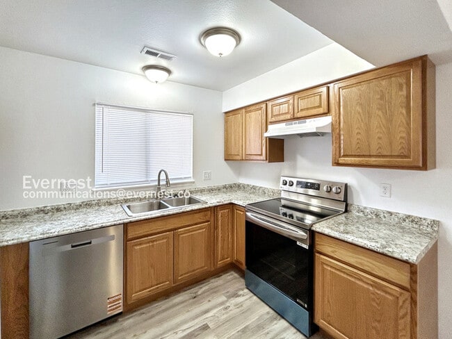 property at 1120 Yuma St