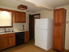 423 Valley in Collinsville, IL - Building Photo - Building Photo