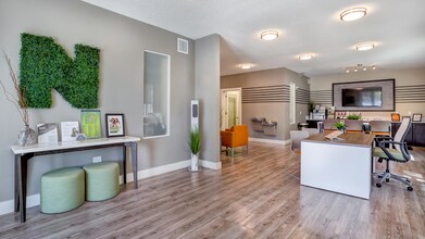 The Nolen in Clearwater, FL - Foto de edificio - Building Photo