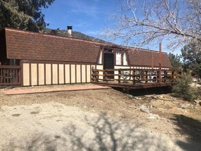 16601 Aleutian Dr in Pine Mountain Club, CA - Building Photo - Building Photo