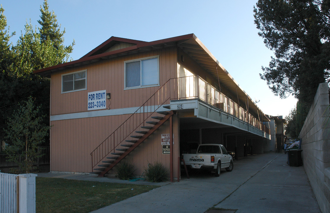 264 N White Rd in San Jose, CA - Building Photo