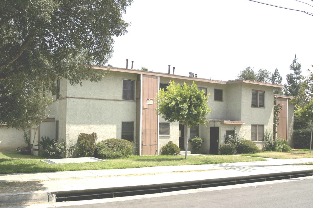 Maple Tree Apartments in Pasadena, CA - Building Photo