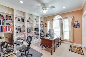 1117 Parkview Ln in Plano, TX - Foto de edificio - Building Photo