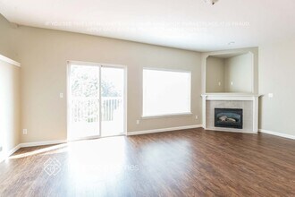 19817 15th Avenue E in Spanaway, WA - Building Photo - Building Photo