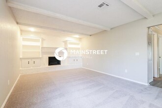 1113 N Patterson Dr in Moore, OK - Building Photo - Building Photo