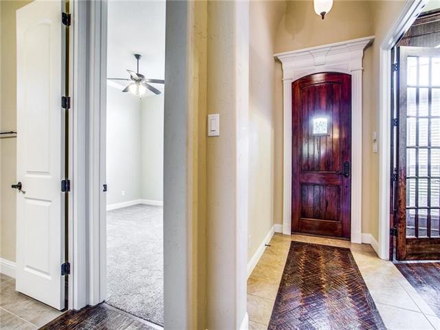 7129 Stone Villa Cir in North Richland Hills, TX - Building Photo - Building Photo