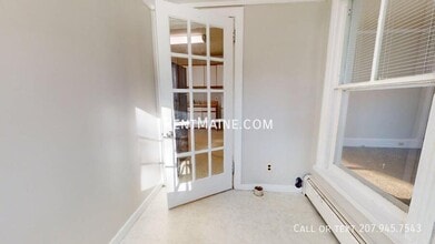 101 Sanford St in Bangor, ME - Foto de edificio - Building Photo