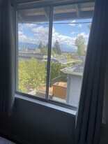 3853 W 15th Ave in Vancouver, BC - Building Photo