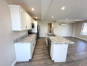 275 Broadway in Methuen, MA - Building Photo - Building Photo